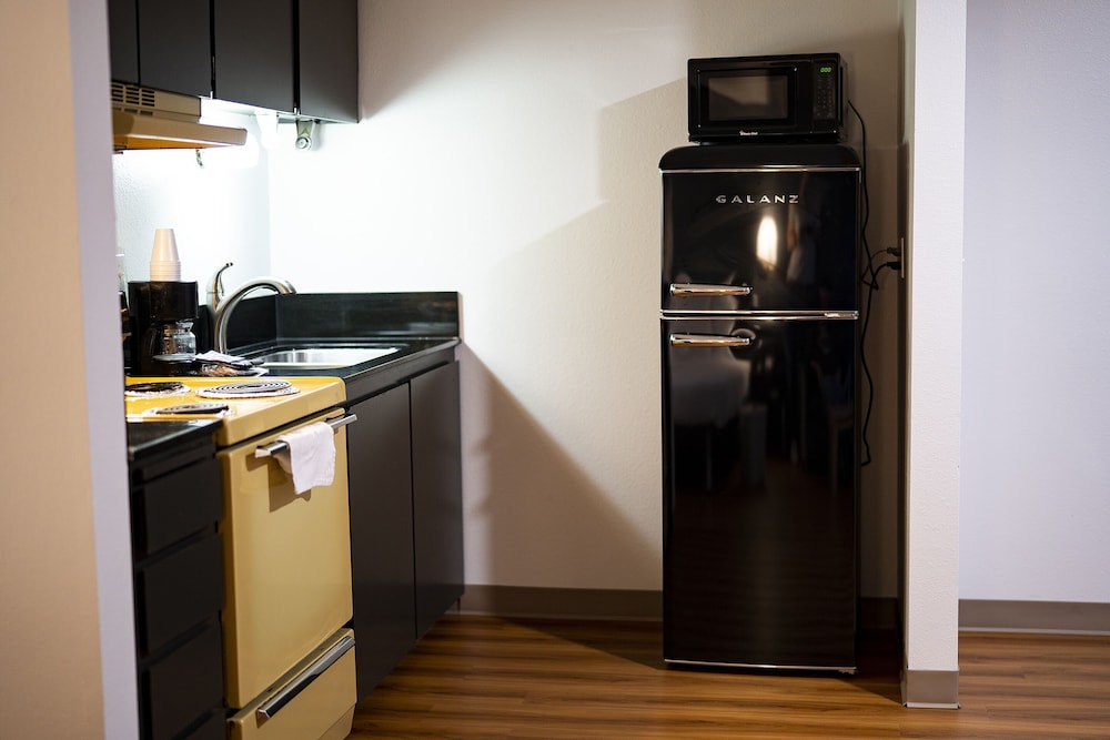 Hermiston Inn & Suites - photo 50