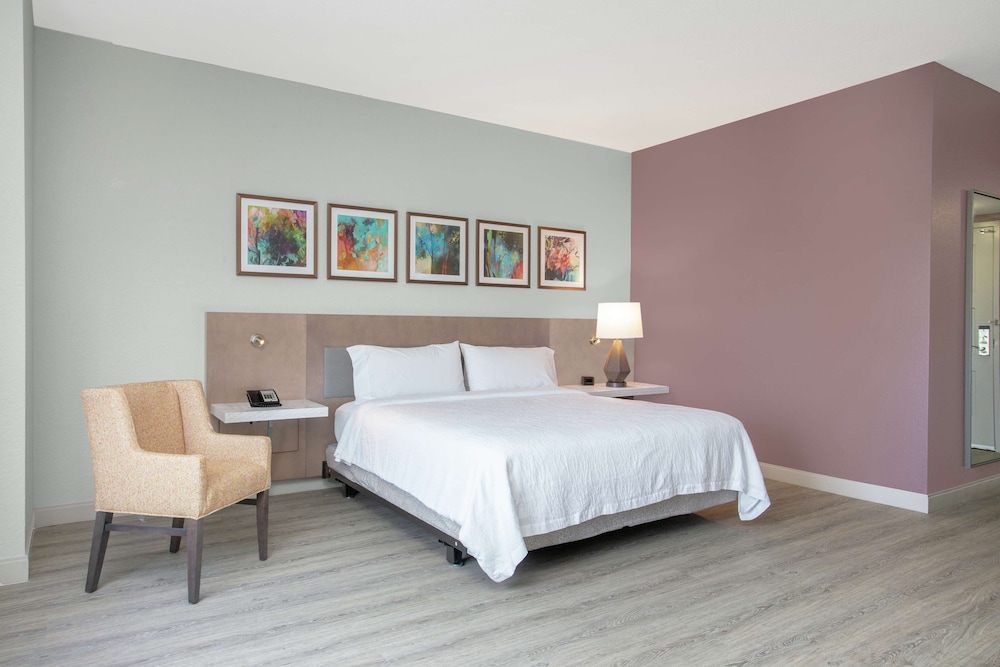 Hilton Garden Inn Palm Beach Gardens - photo 34