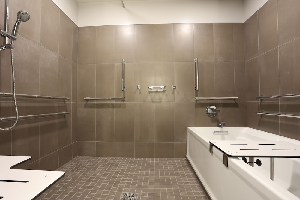 Cedartree Hotel Portland Hillsboro - photo 27