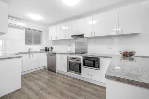 Almonta Apartments on the water front — Port Lincoln — photo 4