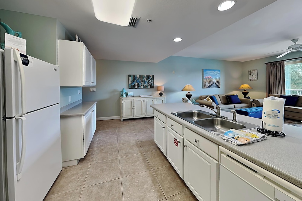 Beach Resort #202 - photo 4