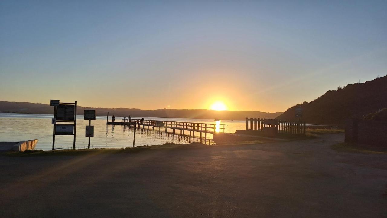Dolphin — 4-Star Luxury Hotel in Knysna, South Africa
