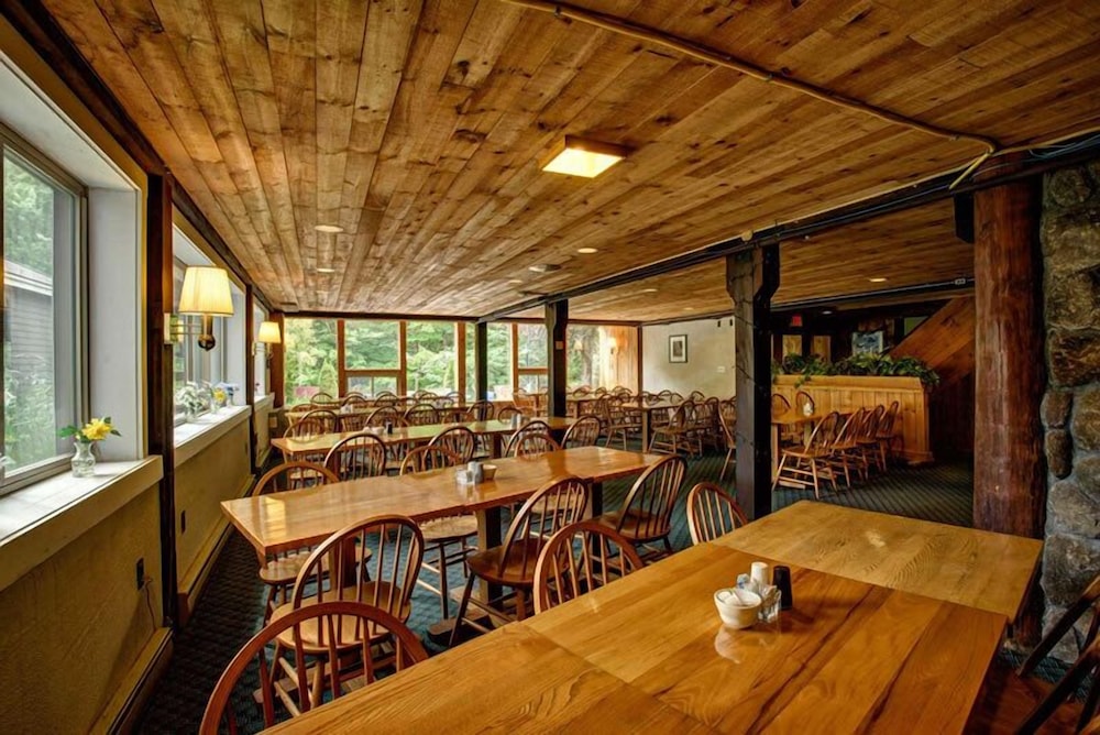 Snowy Owl Inn And Resort - photo 53