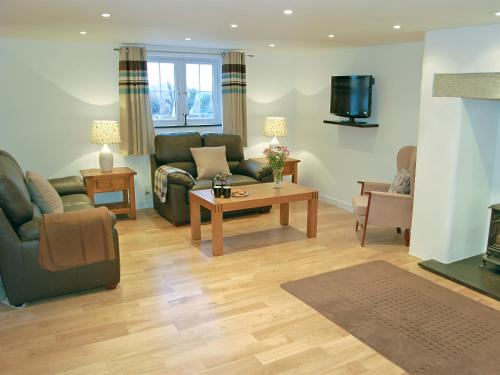 Home Park Farm Cottages A — 5-Star Luxury Hotel in Camelford, United Kingdom