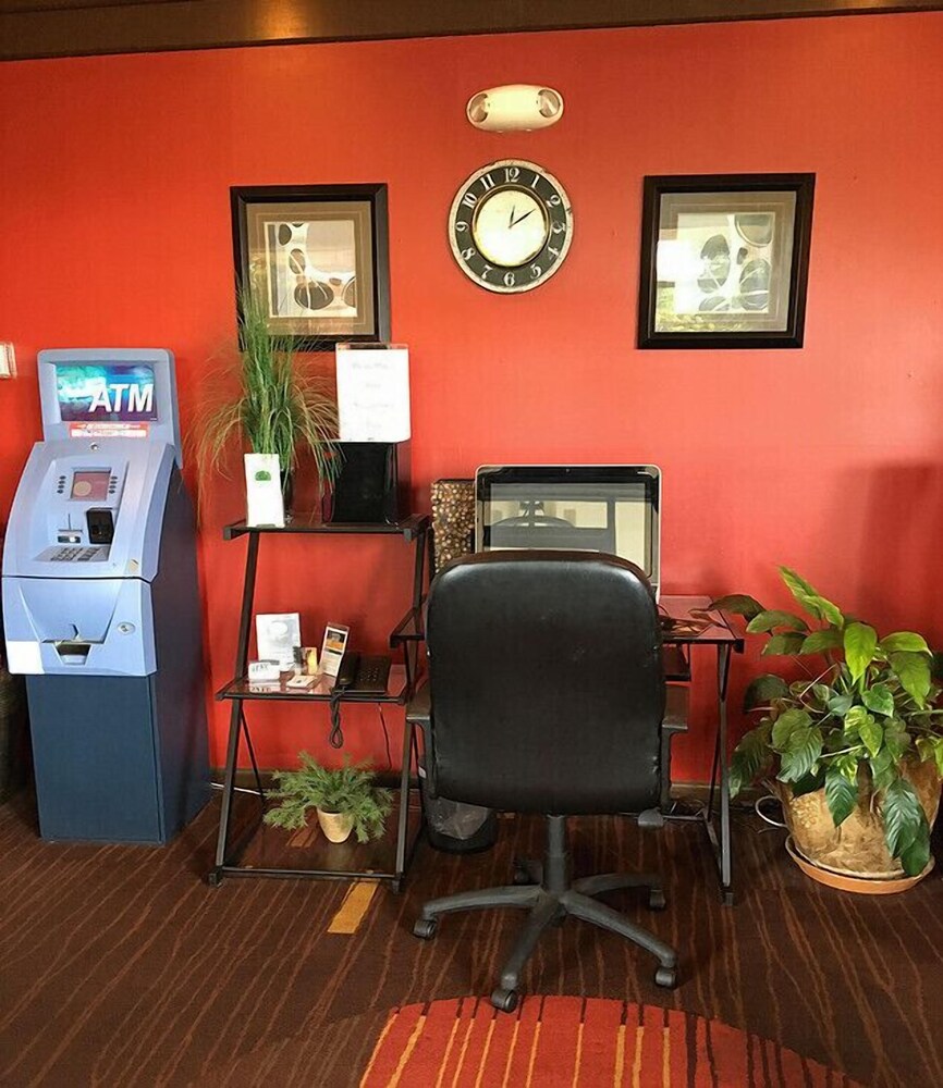 Fairview Inn Airport - photo 24