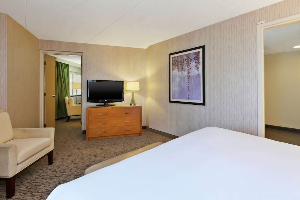 Hotel Auburn Hills - photo 10