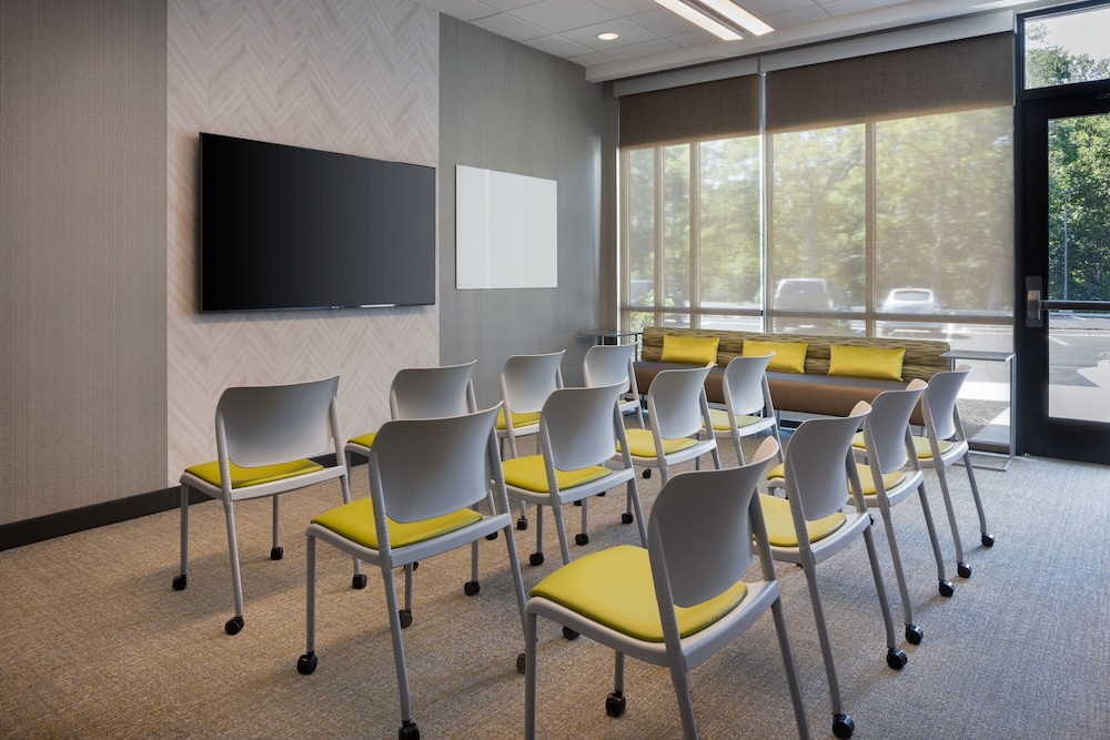 SpringHill Suites by Marriott Bowling Green - photo 24
