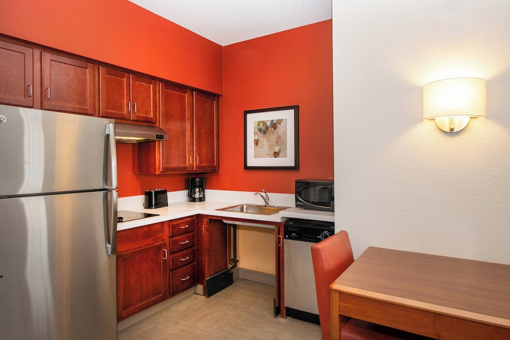Residence Inn by Marriott Newark Silicon Valley - photo 17