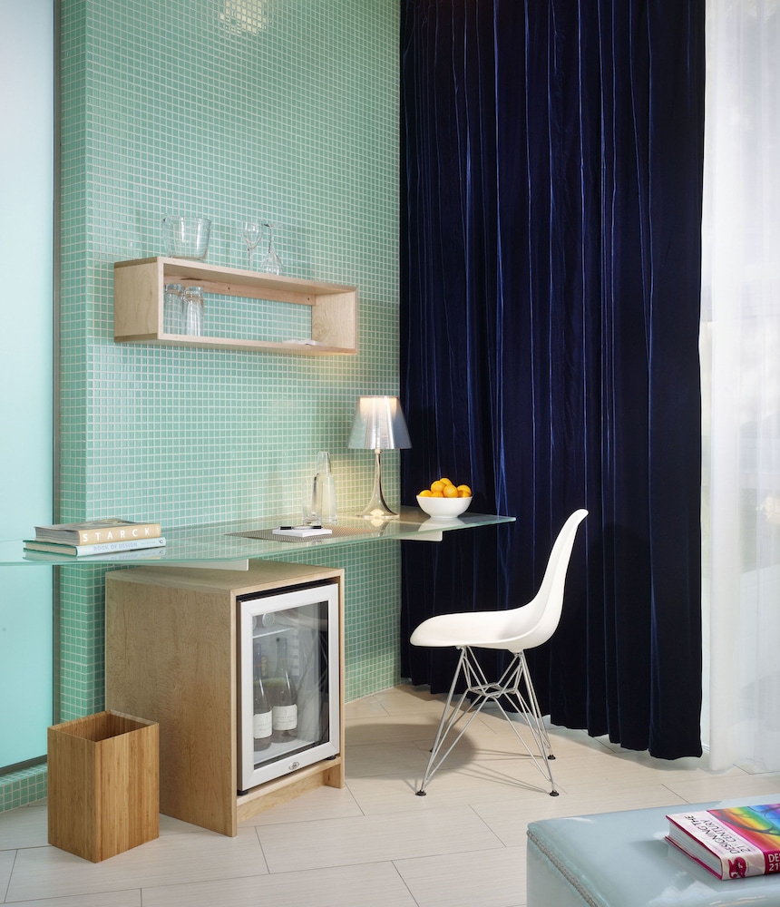 Frame Hotel Treehouse - photo 16