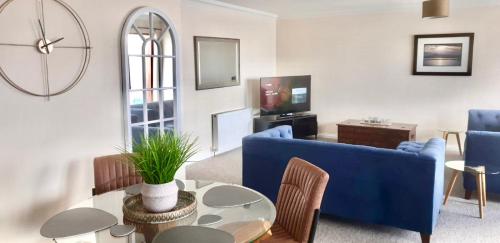 Riverview Apartment 2 bed 2 bath Free Parking WiFi — 4-Star Luxury Hotel in Inverness, United Kingdom