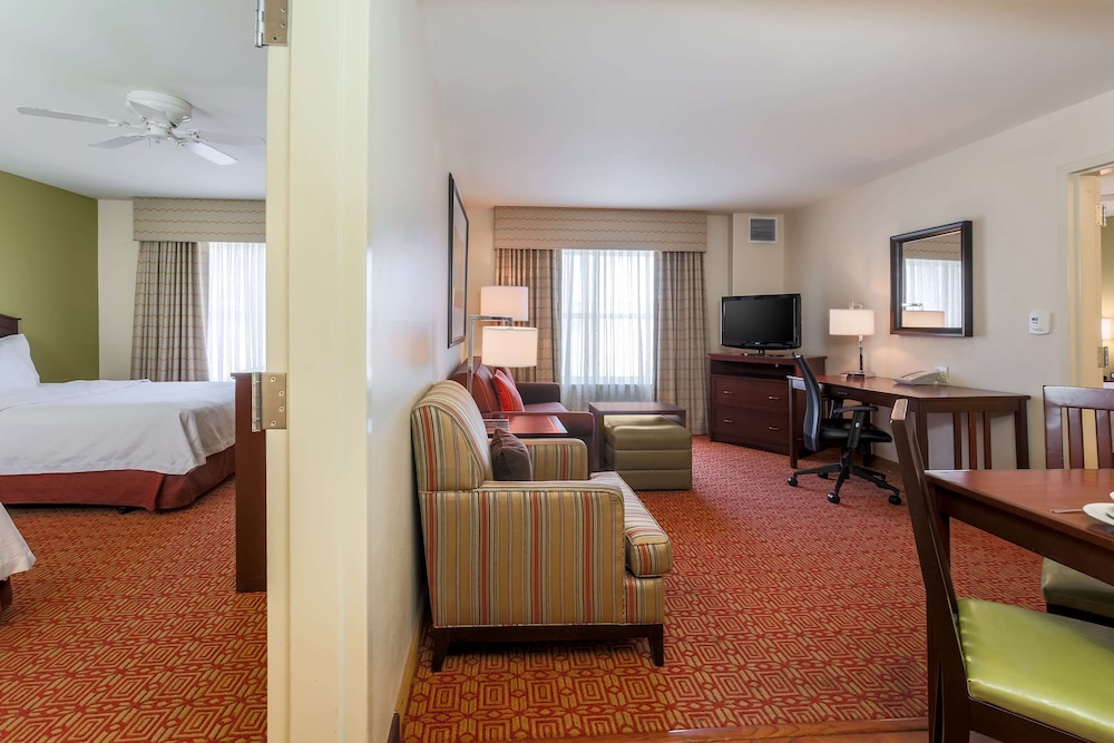 Homewood Suites by Hilton Anchorage - photo 10