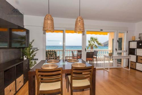 Castillo Beachfront Seaviews in Almunecar, Spain