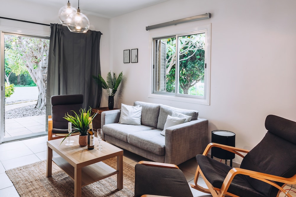 Procy 101 Ideal for Long or Short Stays in Paphos, Cyprus