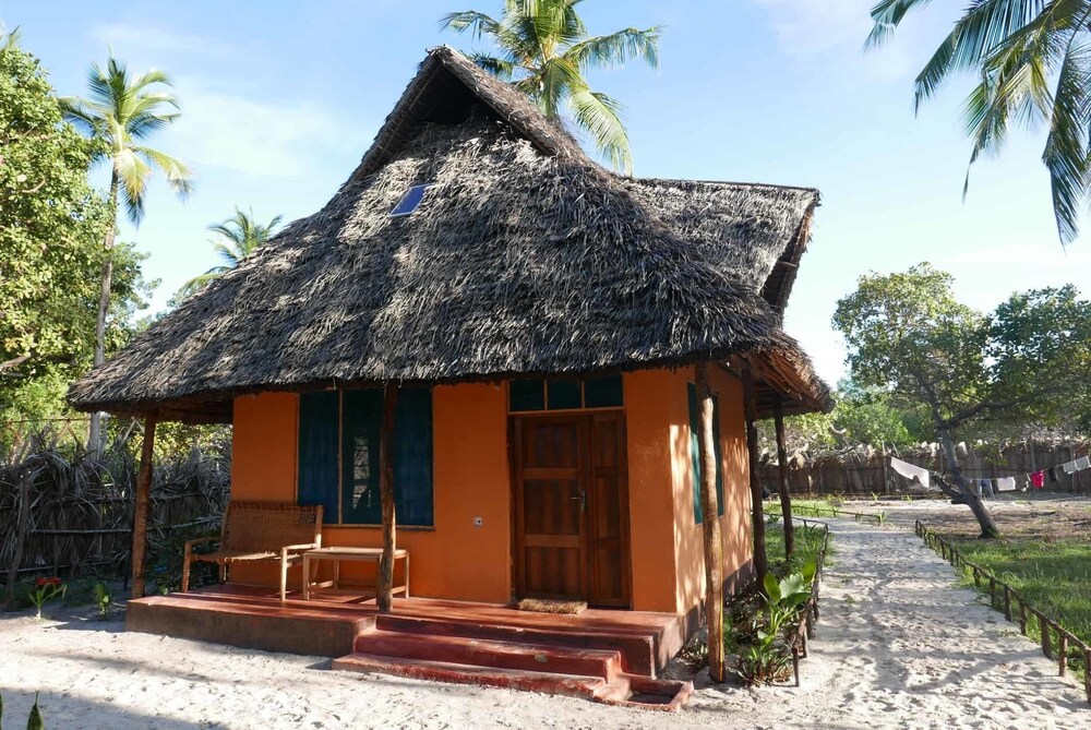 Afro Beach Bungalows — Kilindoni — photo 2