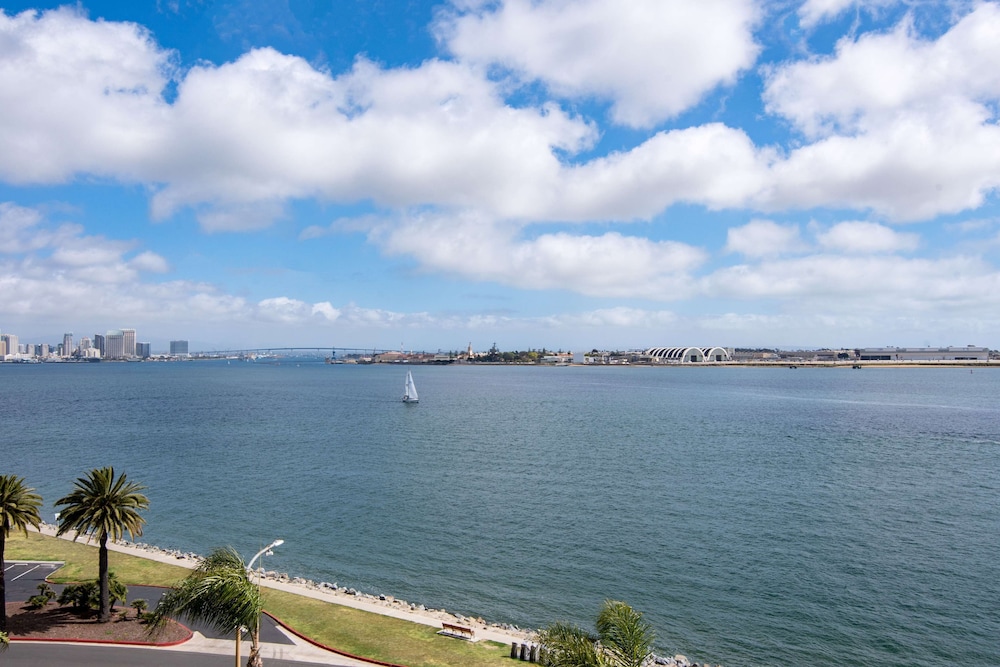 Hilton San Diego Airport Harbor Island - photo 24