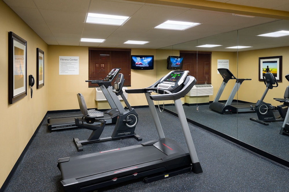 Holiday Inn Express Philadelphia Penns Landing by IHG - photo 40