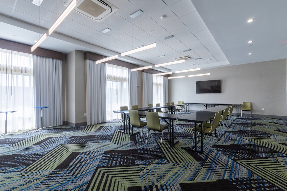 Holiday Inn Express & Suites Columbia Downtown The Vista by IHG - photo 25