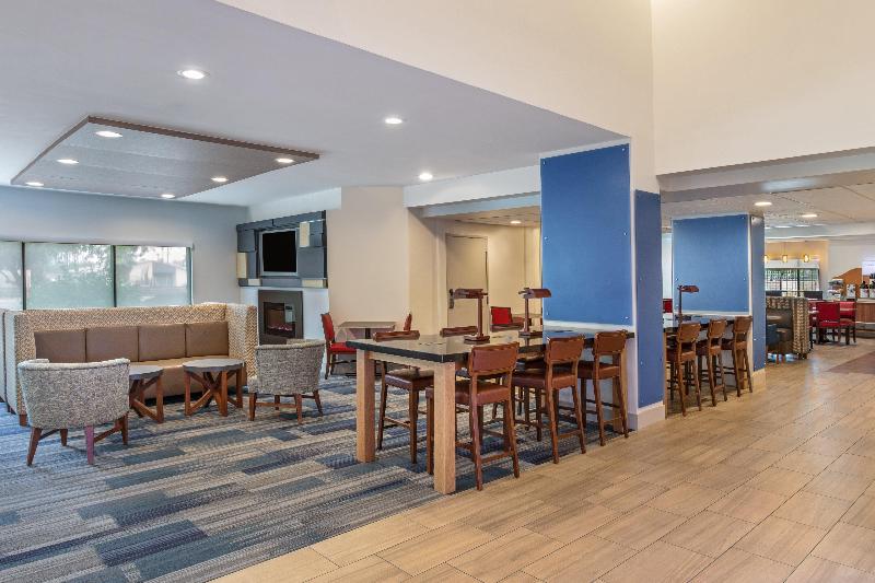 Sleep Inn & Suites Tempe ASU Campus - photo 13
