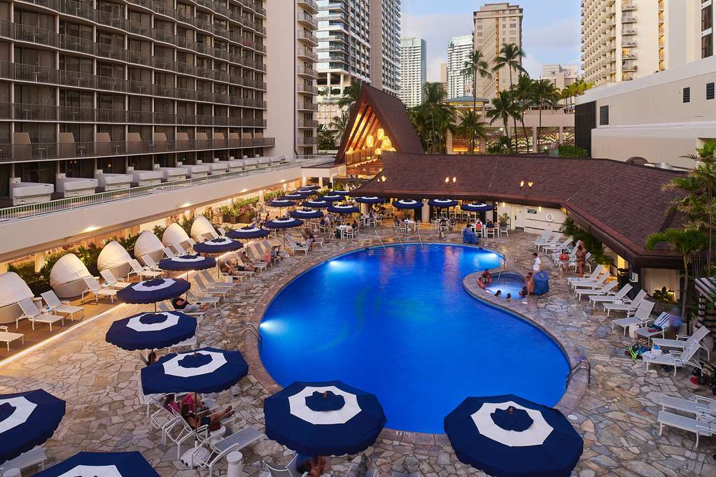 Outrigger Reef Waikiki Beach Resort - photo 6