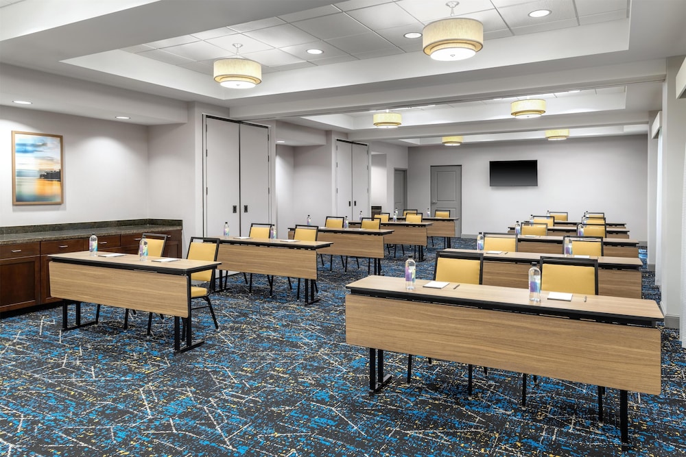 Hampton Inn & Suites Coconut Creek - photo 73