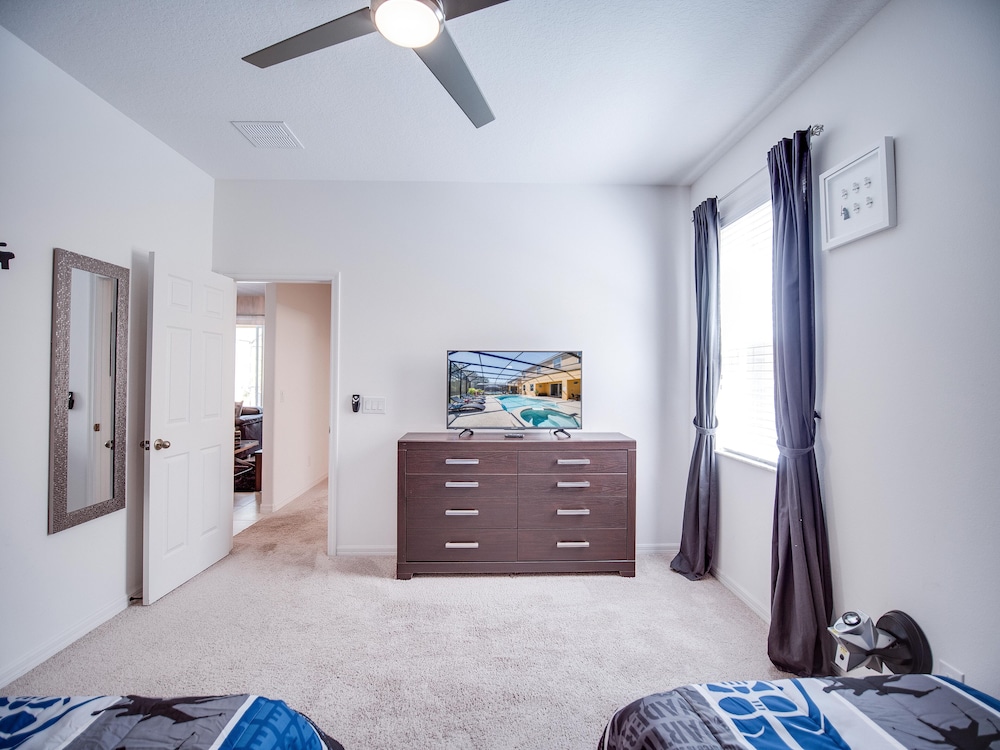 Blissful Retreat 6 Bedrooms - photo 6