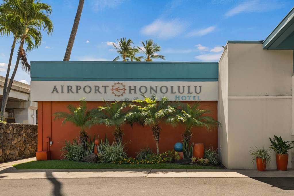 Airport Honolulu Hotel Trademark Collection by Wyndham - photo 8