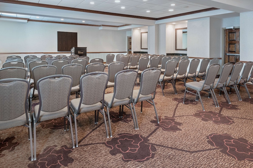 Hilton Garden Inn San Antonio Airport - photo 31