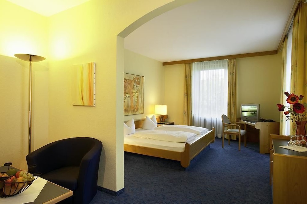 Hotel Bräutigams Weinstuben — Ihringen — photo 5