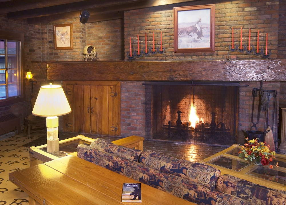 Dude Rancher Lodge - photo 2