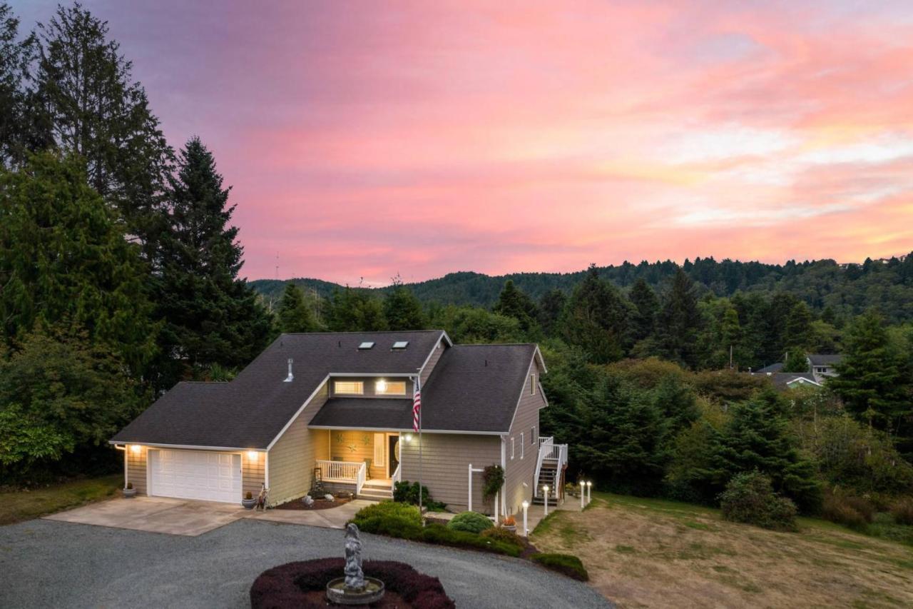 Tranquil By The Pond in Rockaway Beach, United States