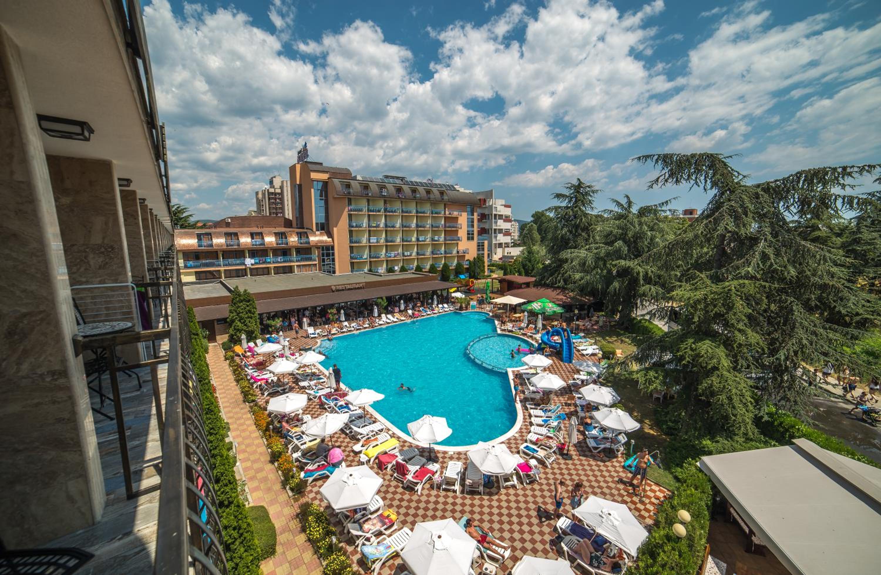 Baikal - carbon neutral hotel in Burgas