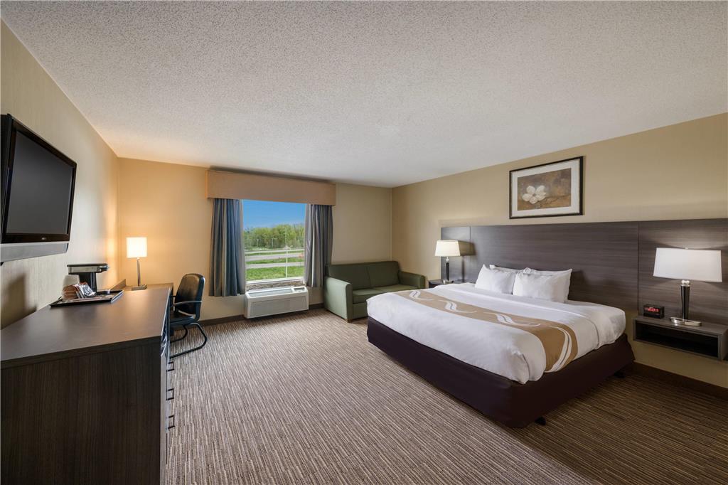 Quality Inn & Suites Fishkill South near I 84 - photo 8