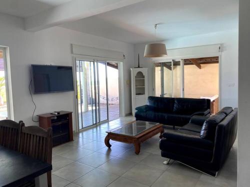 Grande villa belle vue lagon kazcaillou — 4-Star Luxury Hotel in Saint-Paul, Réunion