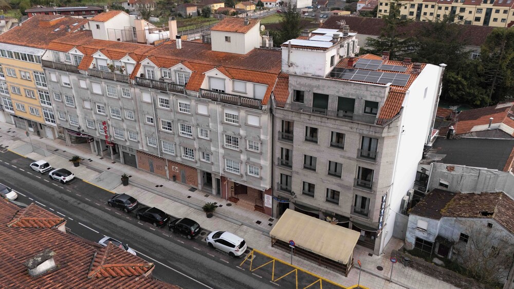 Hotel O Cruceiro in Caldas De Reis, Spain