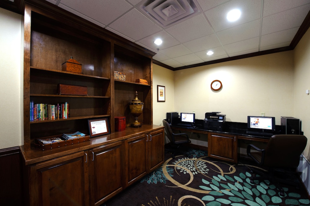 Staybridge Suites Corpus Christi by IHG - photo 31