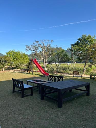 アスパラガスの収穫体験とBBQができる1日1組様限定の農家民宿うめむらUmemura Farm Stay exclusive for one group per day with asparagus harvesting and BBQ experience — hotel in Imari