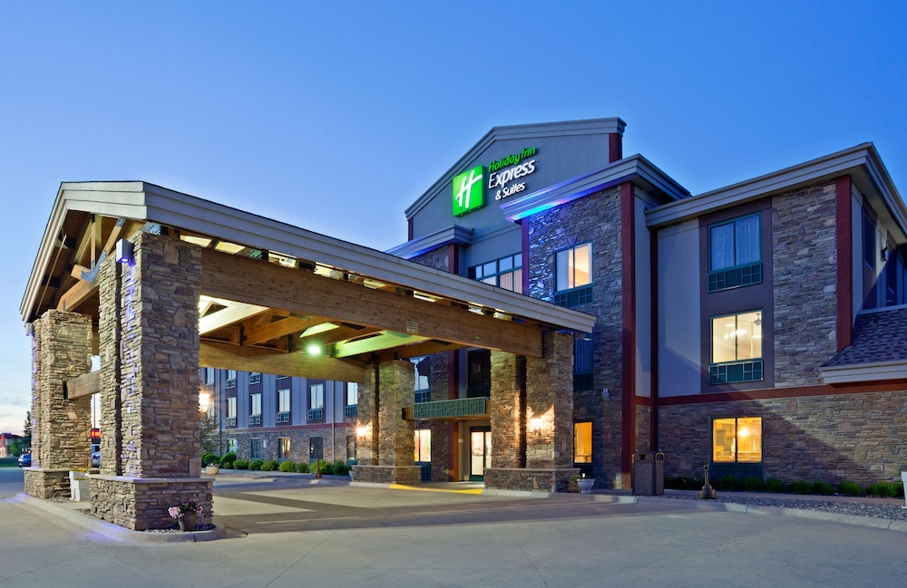 Holiday Inn Express Hotel & Suites Brainerd Baxter by IHG - photo 52