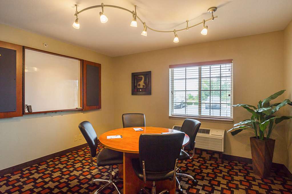 Suburban Studios Clarksville Louisville North - photo 45