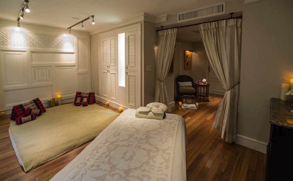 Hotel Plaza Athenee - photo 25