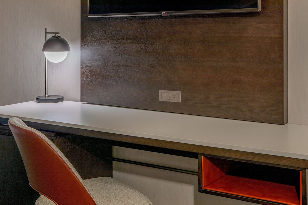 Courtyard by Marriott Boston Marlborough - photo 9