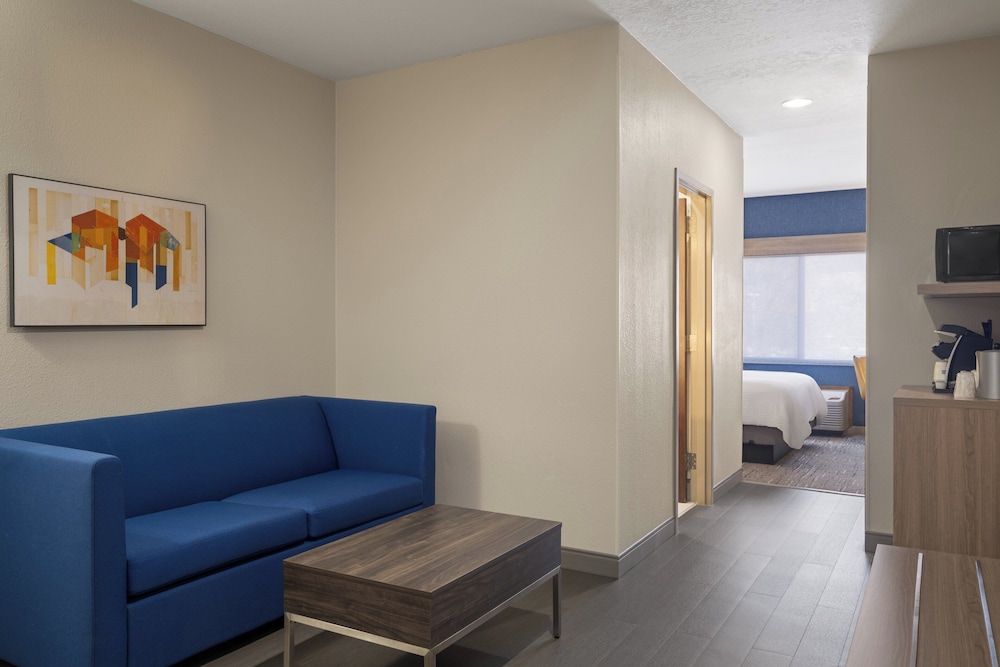 Holiday Inn Express & Suites American Fork North Provo by IHG - photo 13