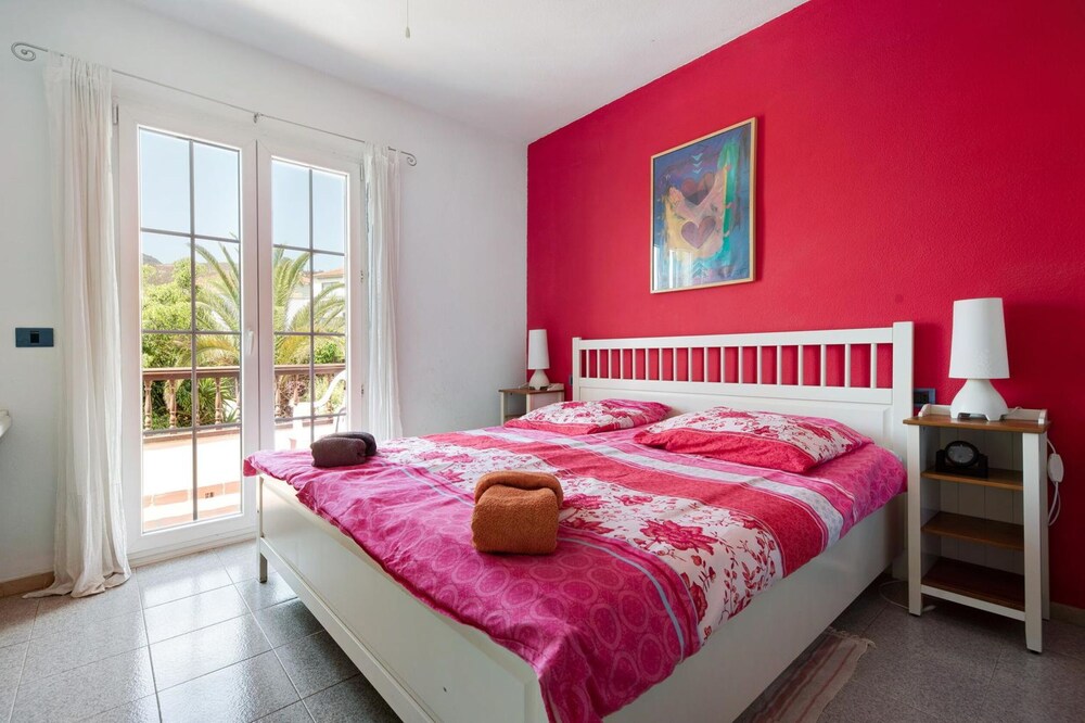 Casa Sarita well maintained house in Chayofa with Pool — 4-Star Luxury Hotel in Arona, Spain