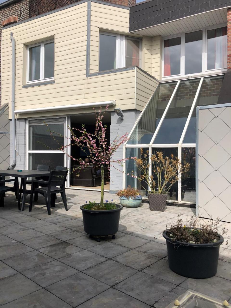 Vakantiewoning de Kassei Geraardsbergen Max 12personen in Geraardsbergen, Belgium