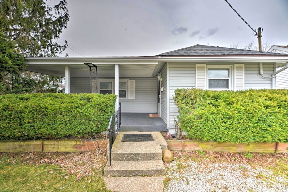 Family Friendly Hideaway Near Presque Isle — Erie