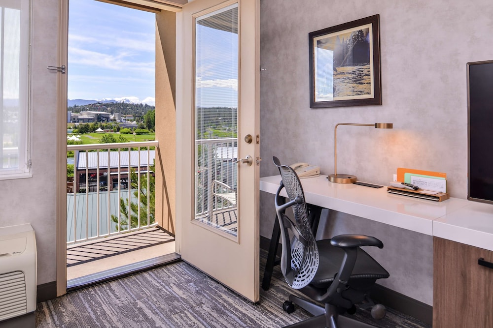 Hilton Garden Inn Bend - photo 10