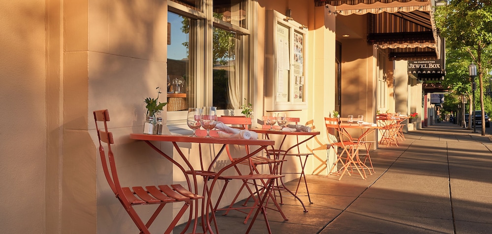 Ashland Springs Hotel - photo 42