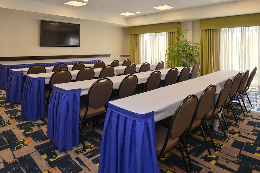 Hampton Inn & Suites Ocala - photo 45
