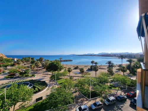 Oasis Frente Al Mar Centrico Y Con Parking by Aloha Palma - carbon neutral hotel in Aguilas