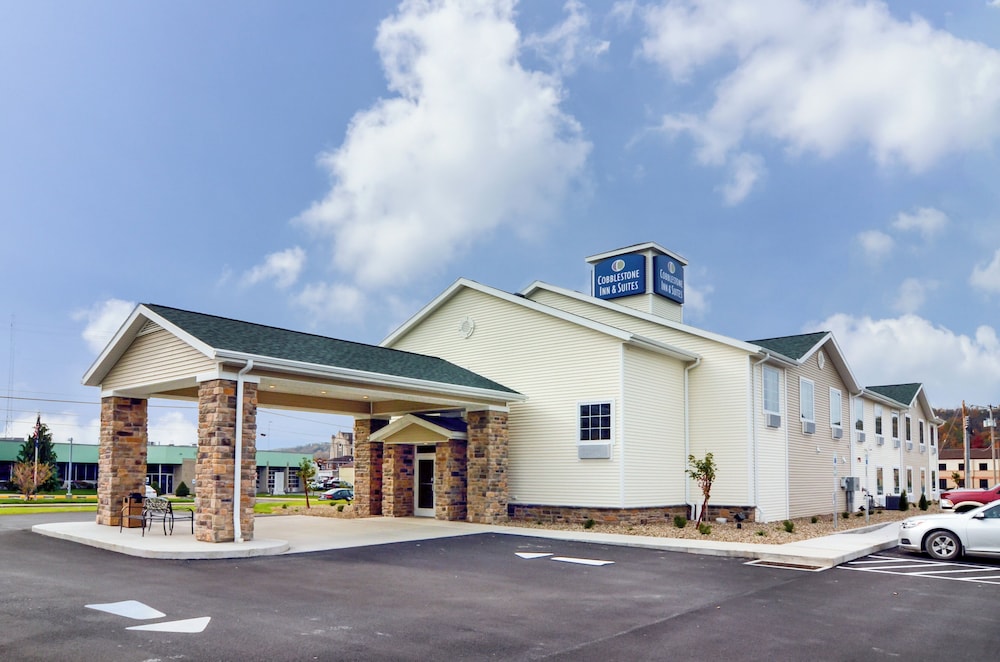 Cobblestone Inn & Suites Ambridge - photo 58