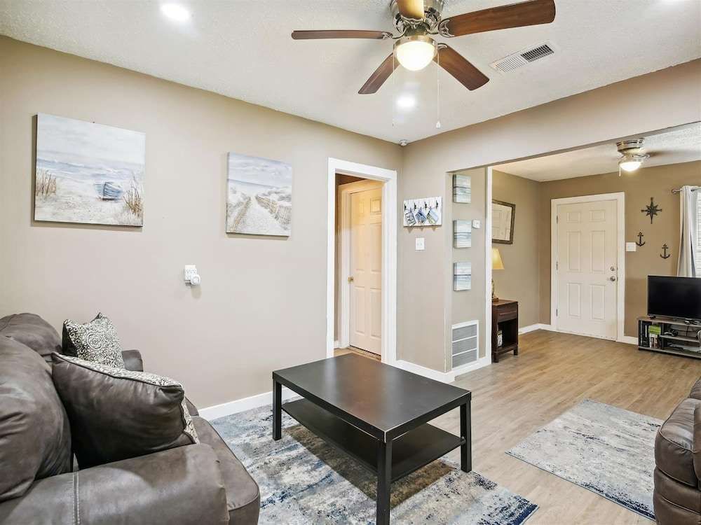 River & Ezra's Playhouse - photo 17